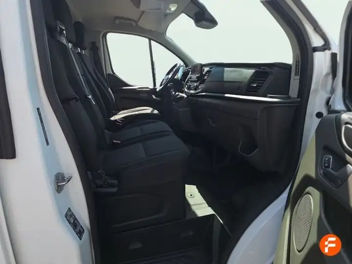 Ford Transit Custom 2020, foto 18
