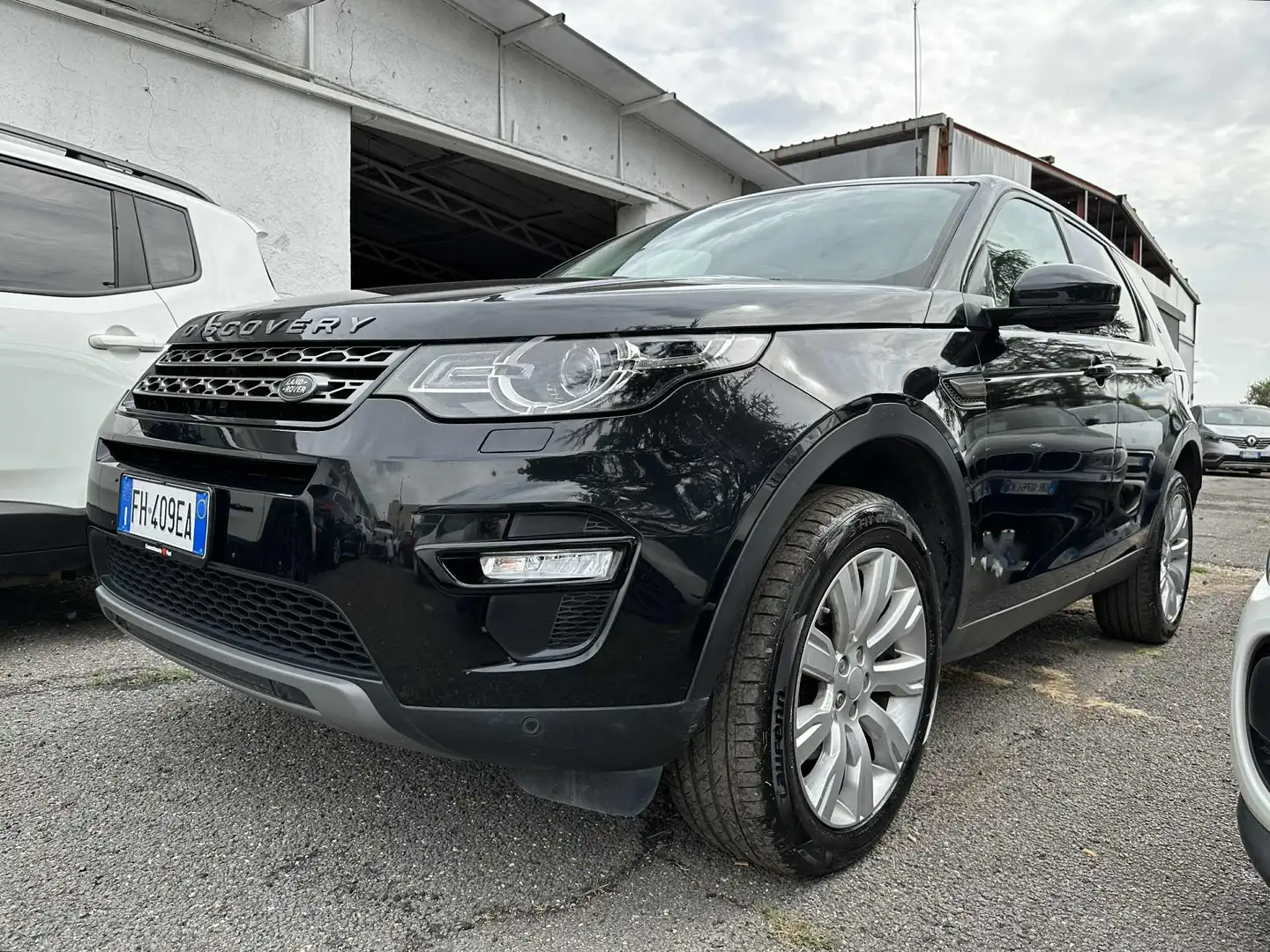 Land Rover Discovery Sport Discovery Sport 2.0 td4 HSE Luxury awd 150cv auto Fekete - 1