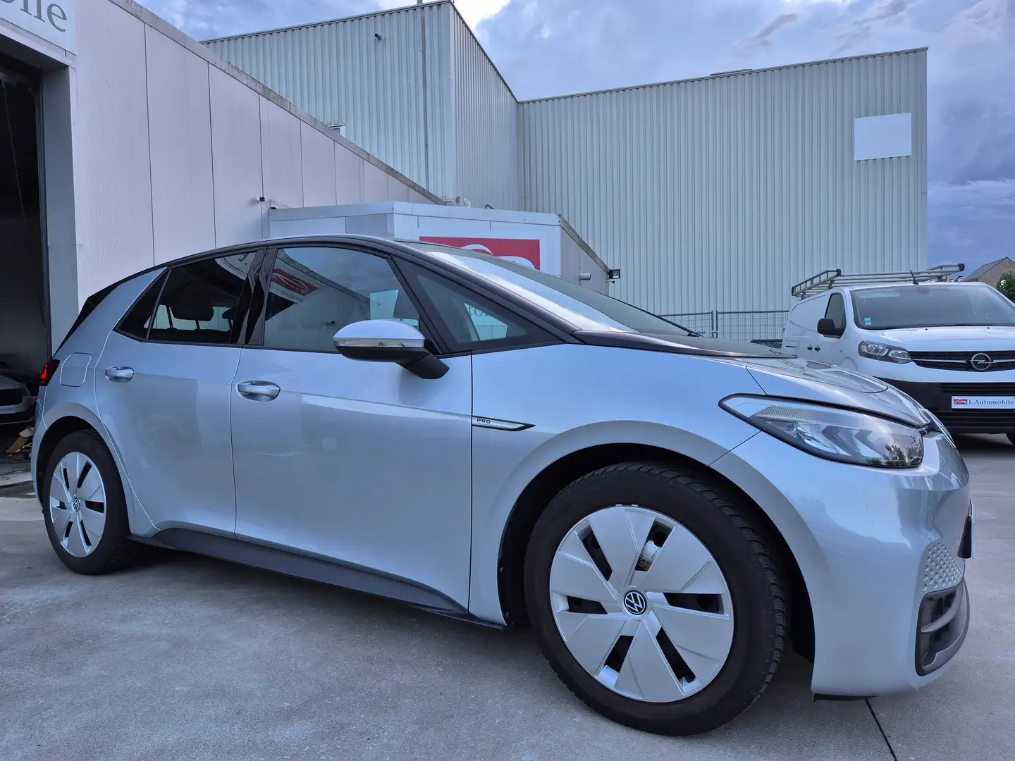 Volkswagen ID.3 Pro 58 kWh 204cv // 47.612 km // 2021 ! Gris - 1