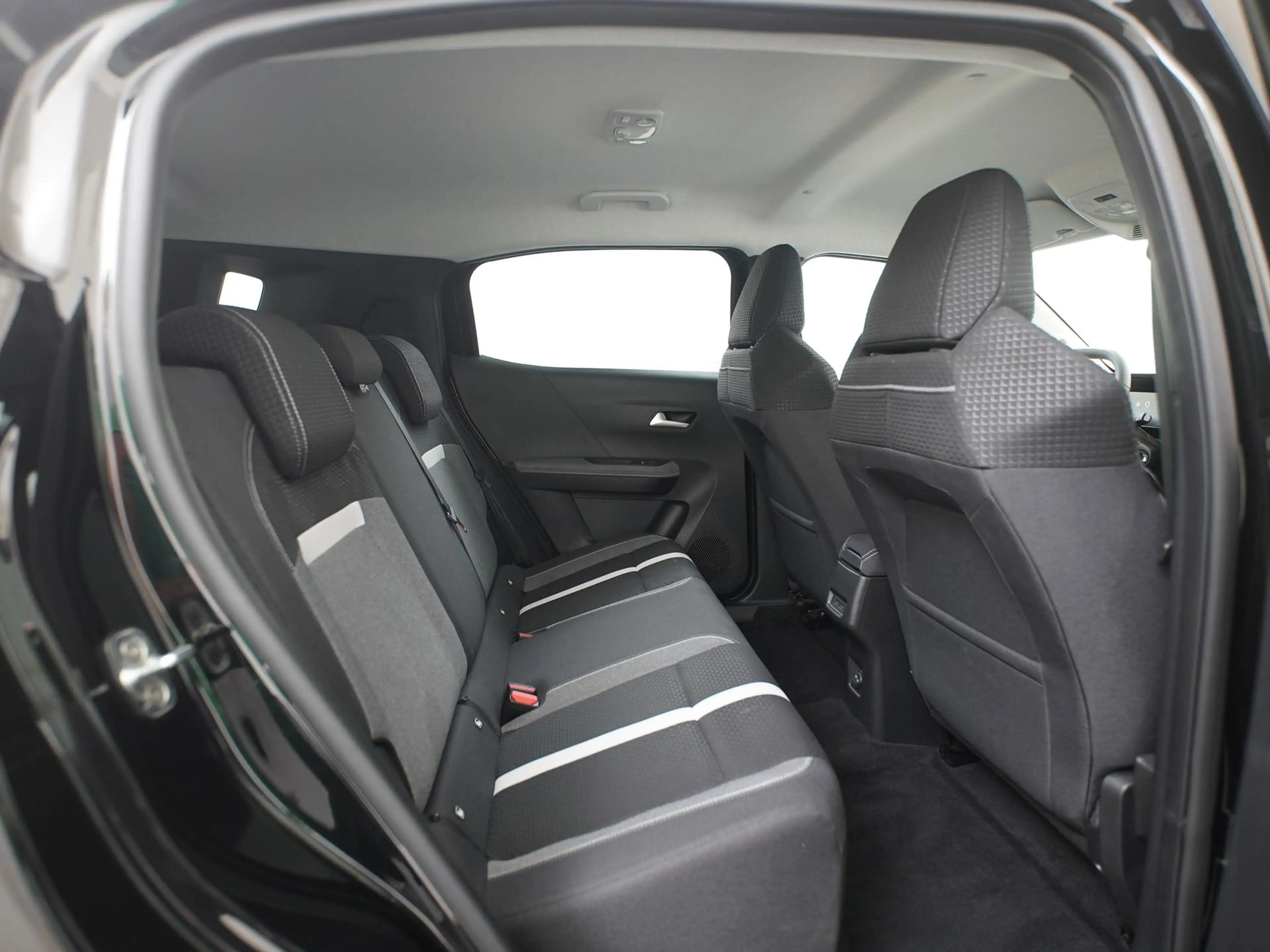 Opel Frontera Electric GS 44 kWh 3 fase | SOH 100% | Camera | Do — photo 24
