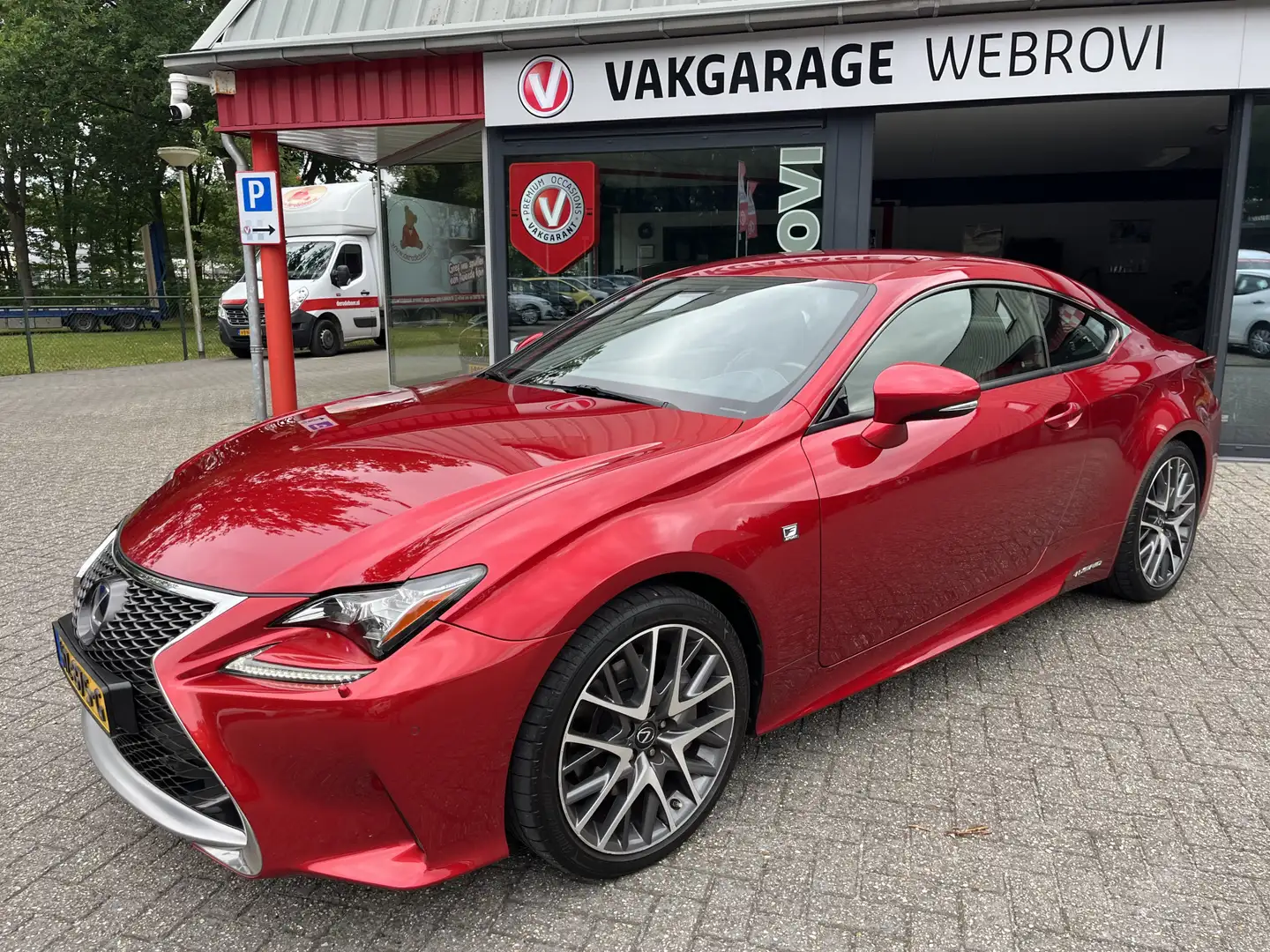 Lexus RC 300h F SPORT Line Dealer Onderhouden Červená - 2