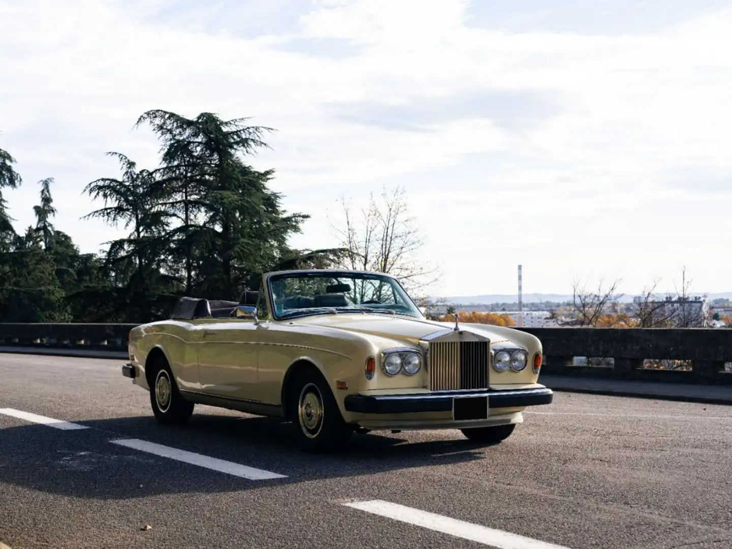 Rolls-Royce Corniche 1981 – Rolls-Royce Corniche cabriolet - 2