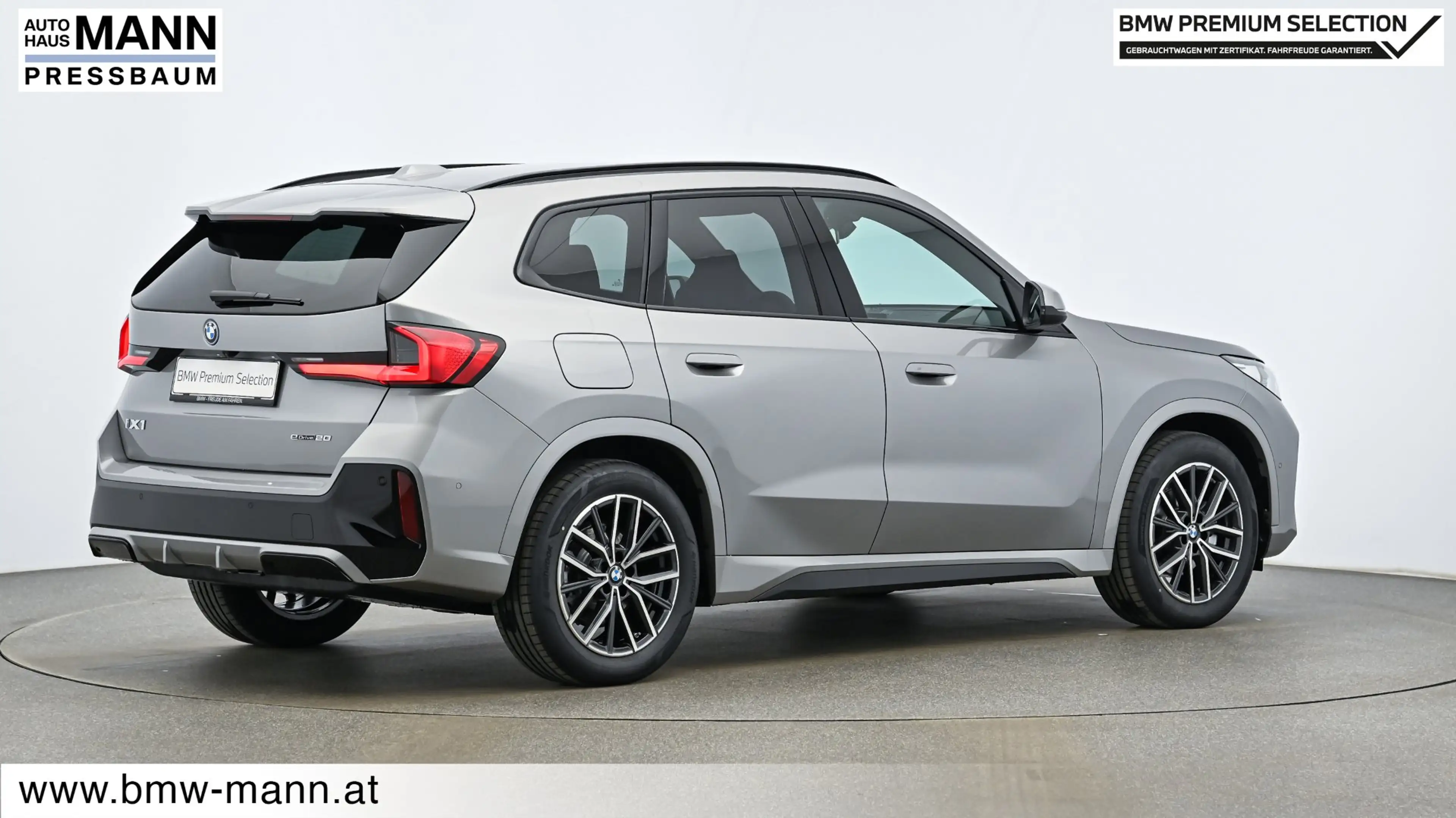 BMW iX1 eDrive20 M SPORTPAKET, PREMIUM PAKET, KOMFORT PAKET — photo 4
