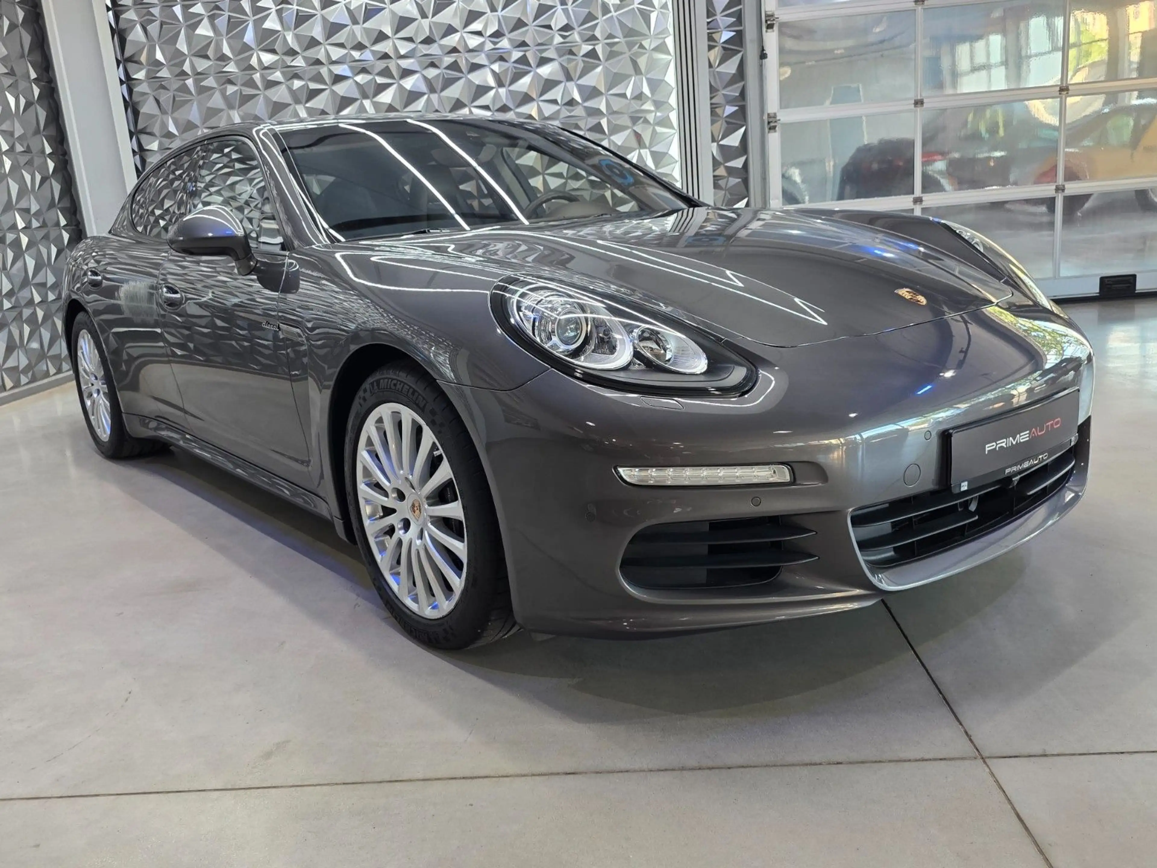 Porsche Panamera Diesel ACC BOSE KeyLess — photo 3