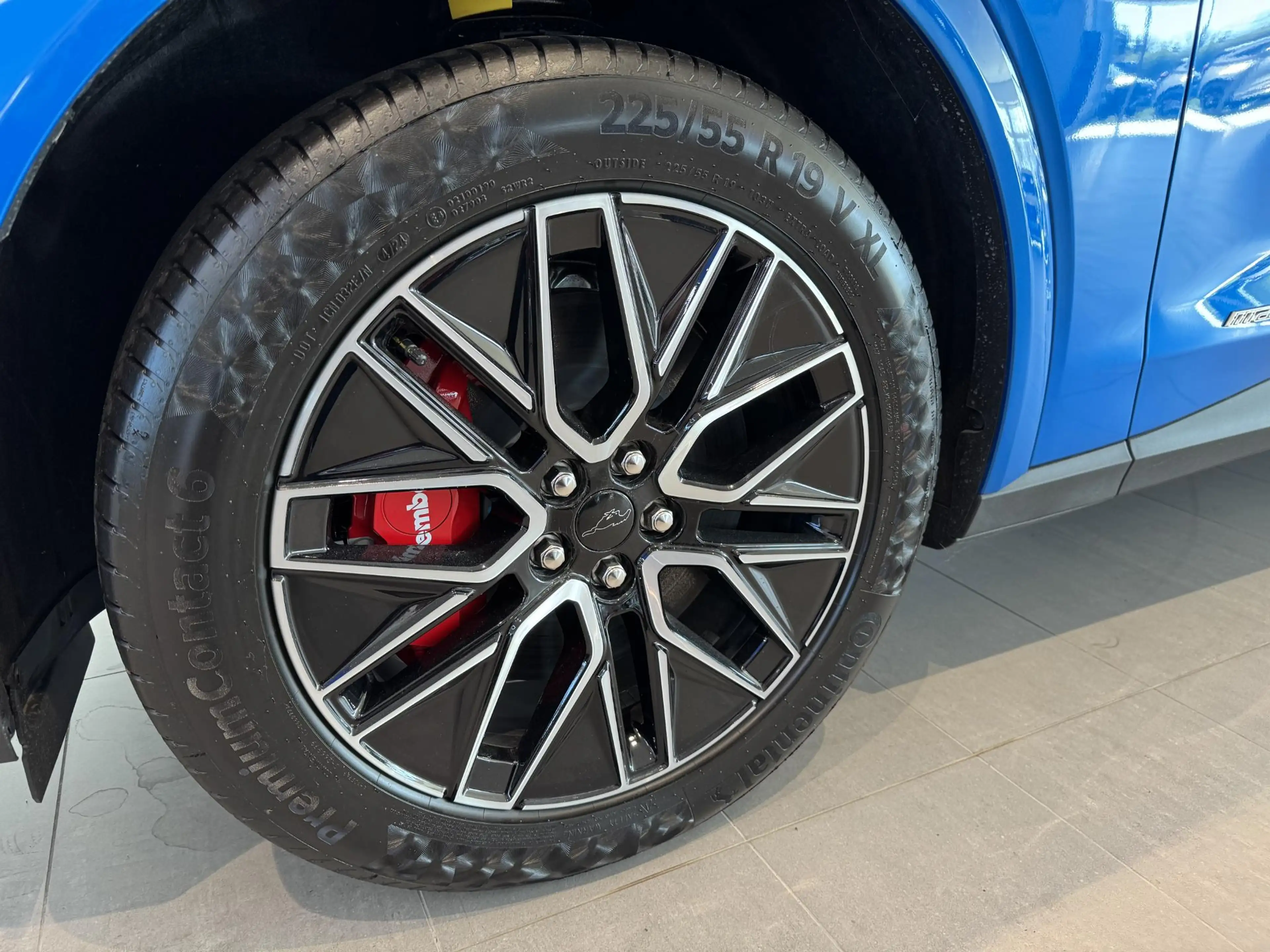 Ford Mustang Mach-E Extended Premium RWD 88 kWh | Direct leverbaar | € — photo 7