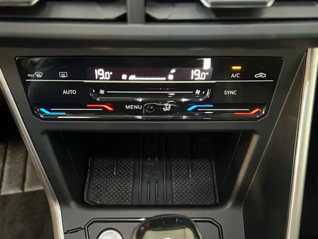 Volkswagen Taigo view 14
