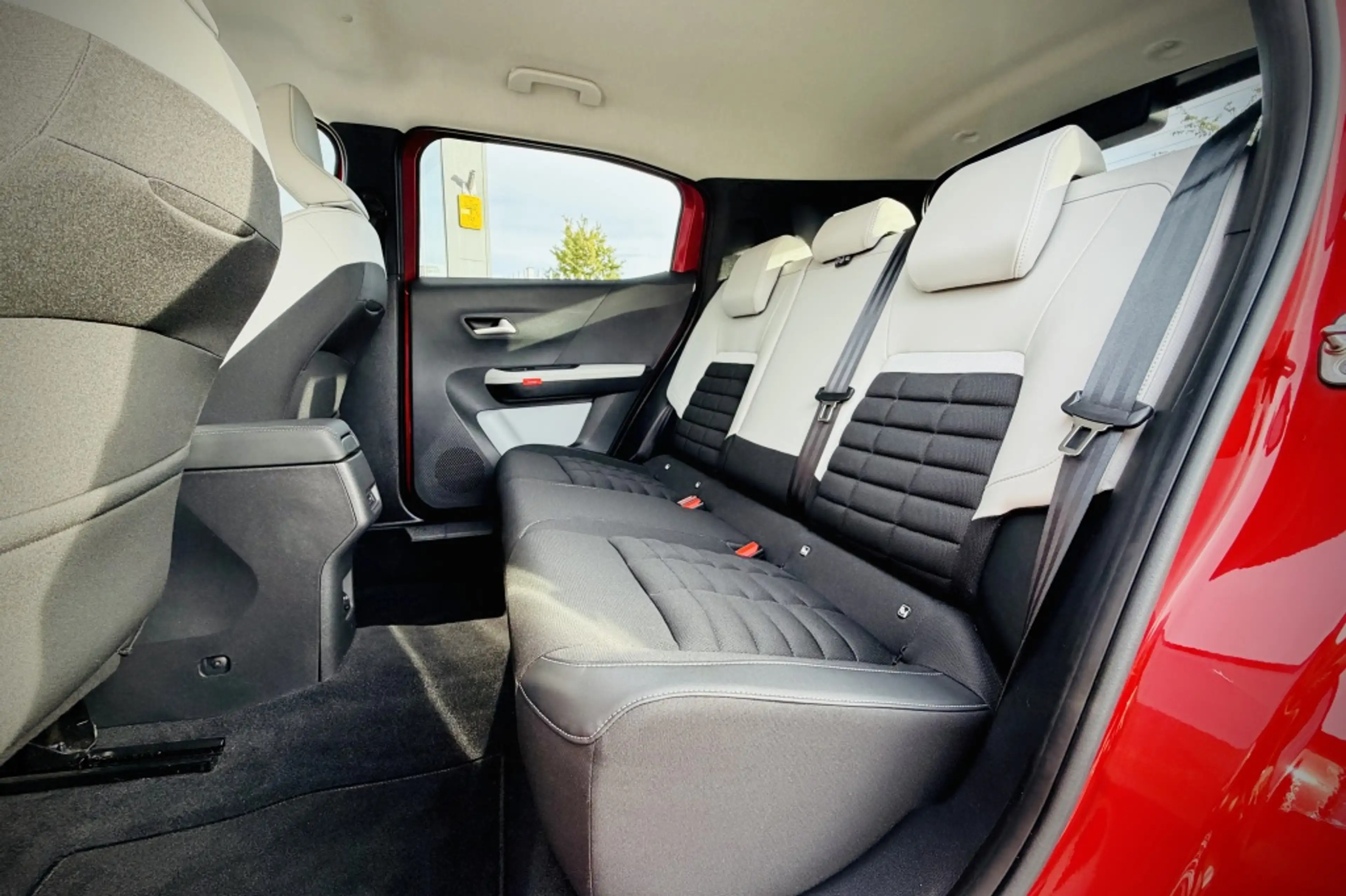 Citroen C3 Aircross 1.2 Hybrid 145pk Max | CAMERA | CLIMA | CARPLAY + — photo 14
