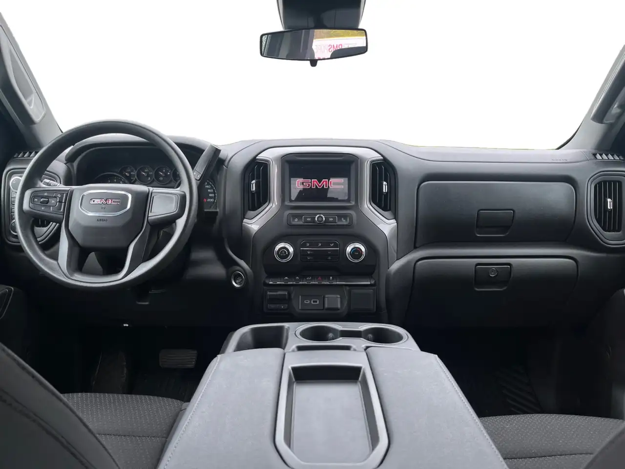 GMC Sierra 1500 photo GMC Sierra 1500