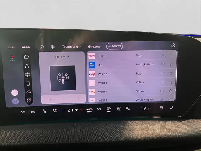 Audi Q7 view 14