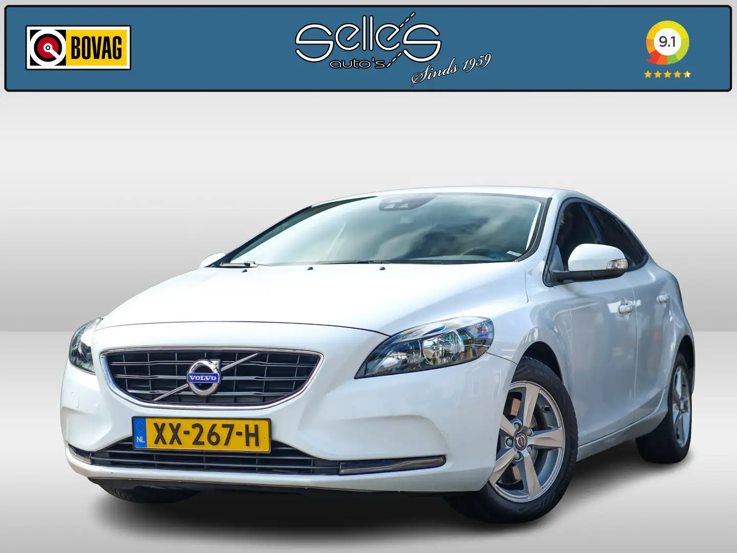 Volvo V40 1.5 T2 Kinetic Automaat | Wit - 1