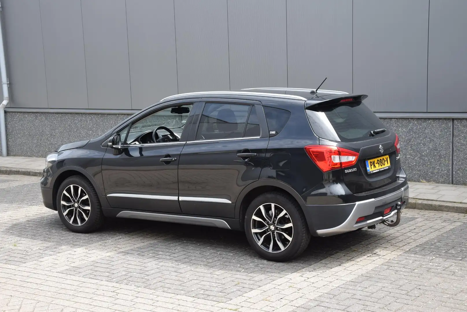 Suzuki S-Cross 1.4 Boosterjet Rhino Negru - 2