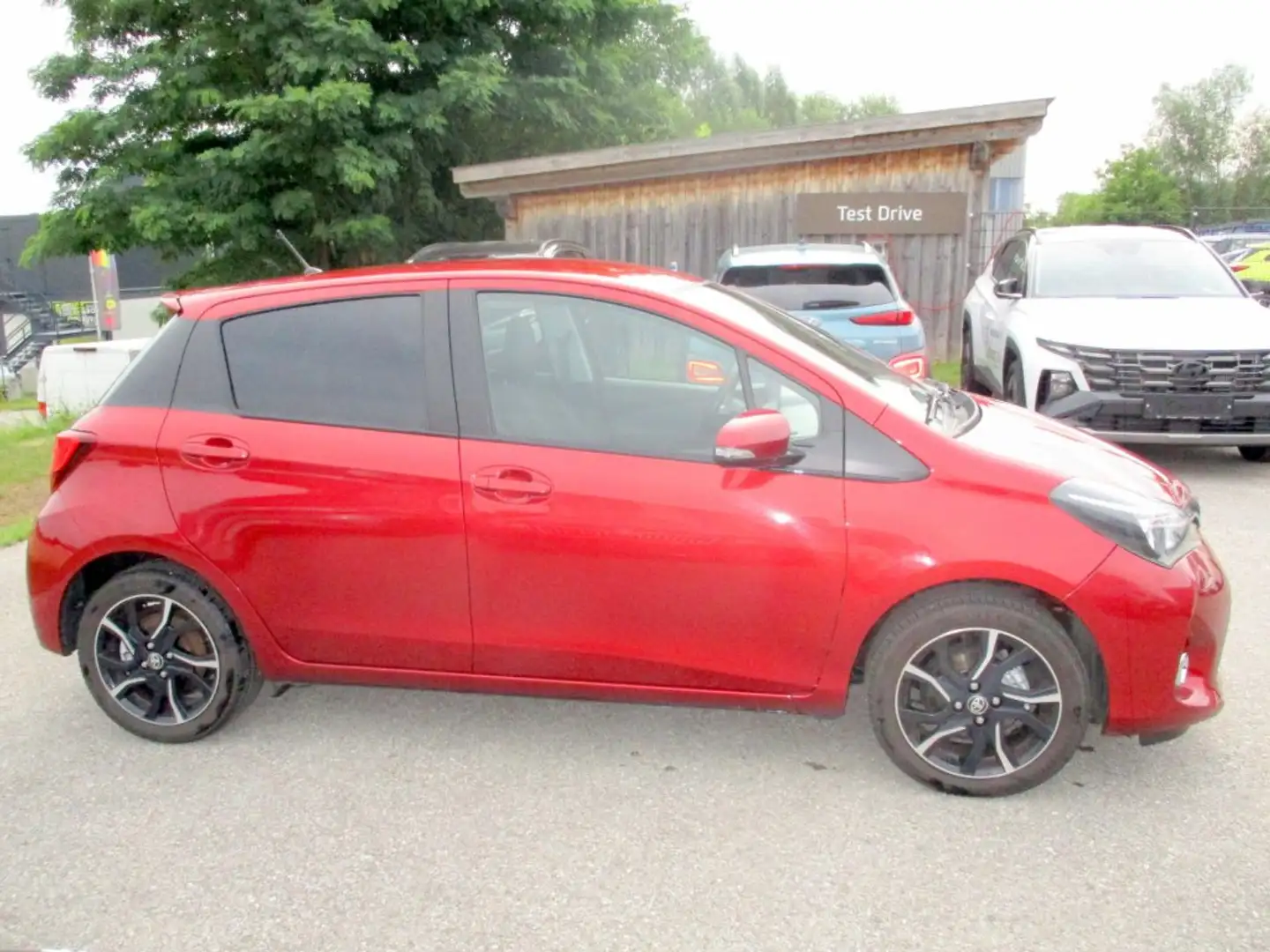 Toyota Yaris 1,33 VVTi Style Rot - 2