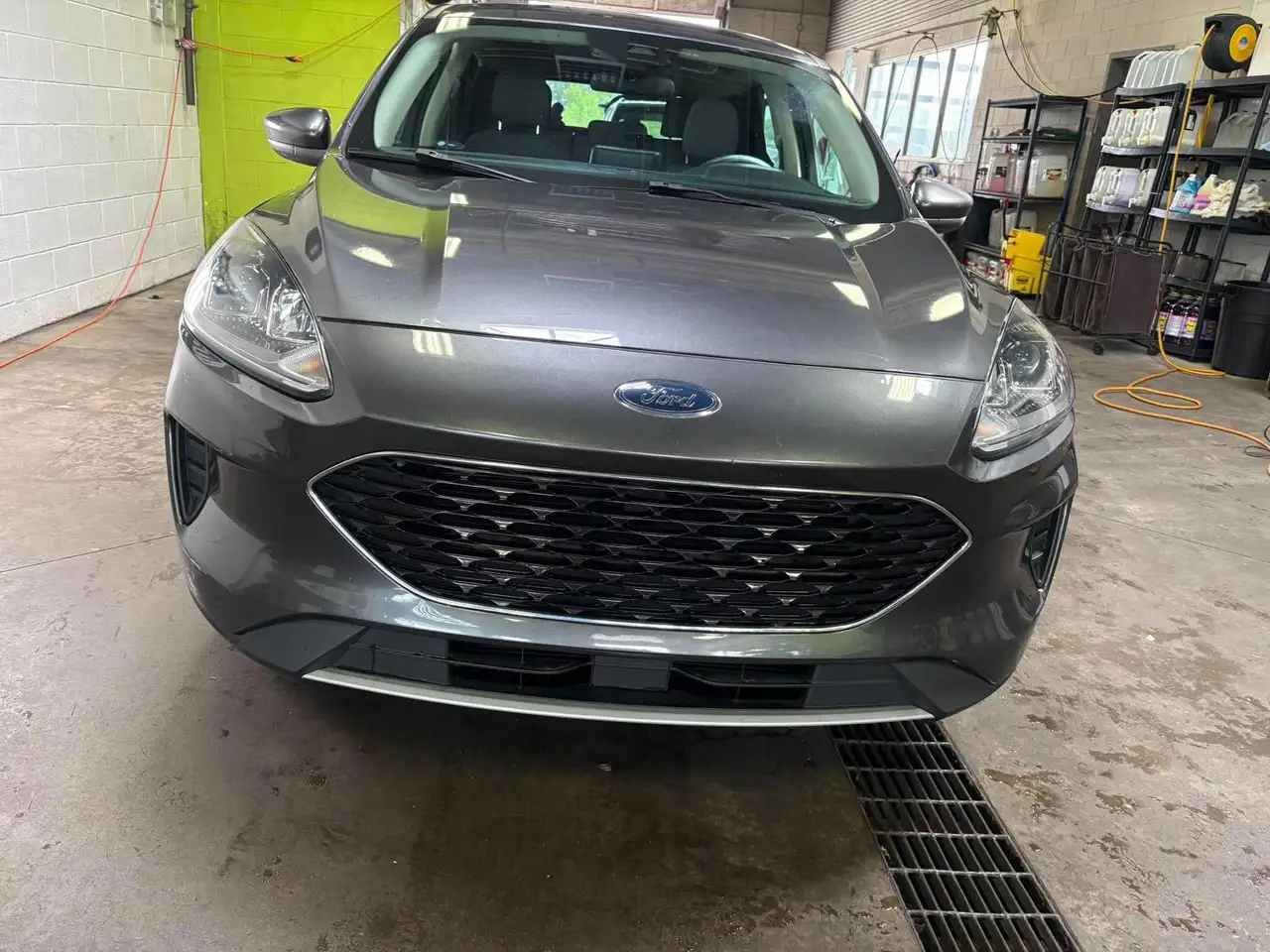 Ford Escape снимка Ford Escape