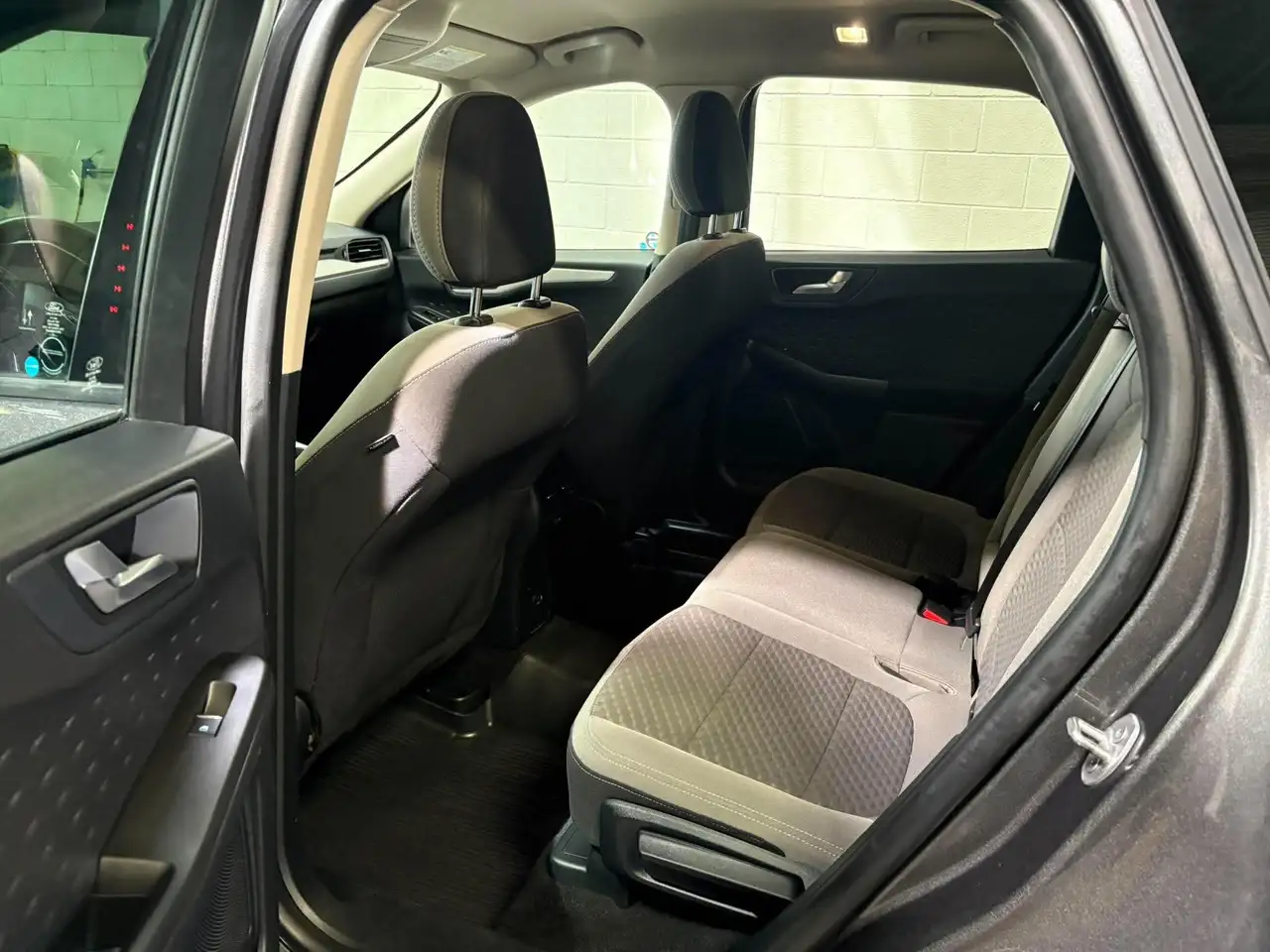 Ford Escape снимка Ford Escape