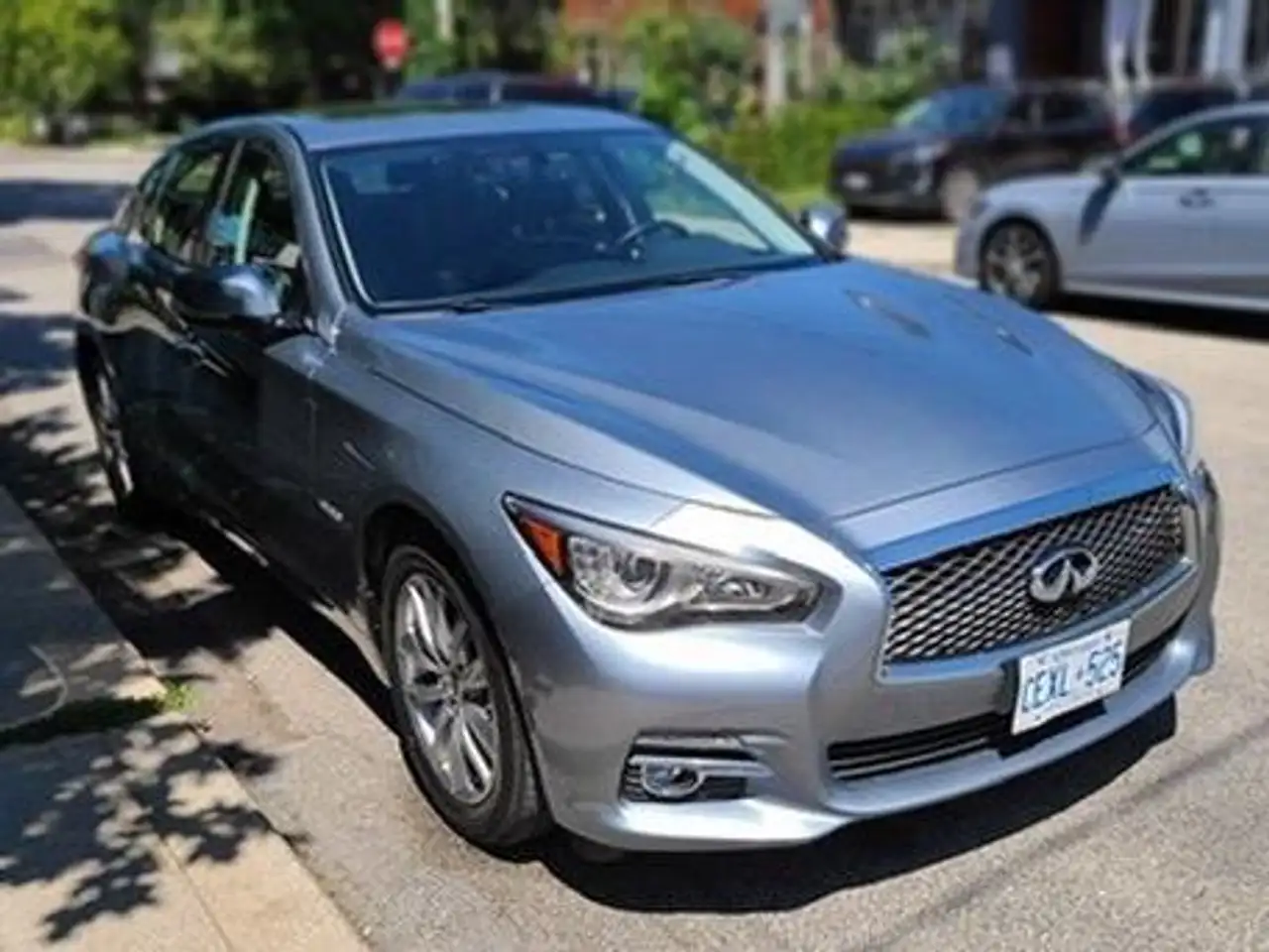 Infiniti Q50 снимка Infiniti Q50