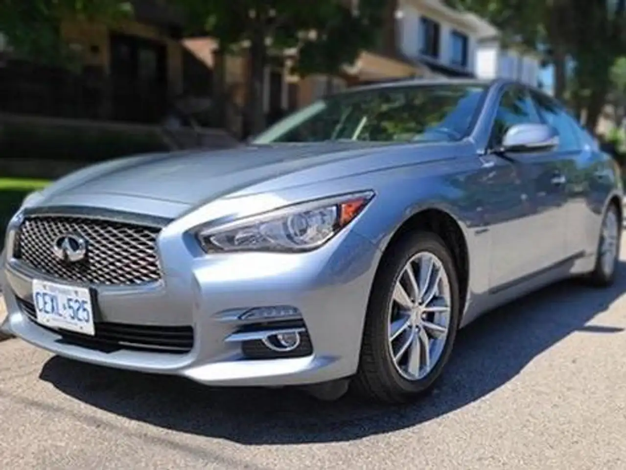 Infiniti Q50 снимка Infiniti Q50