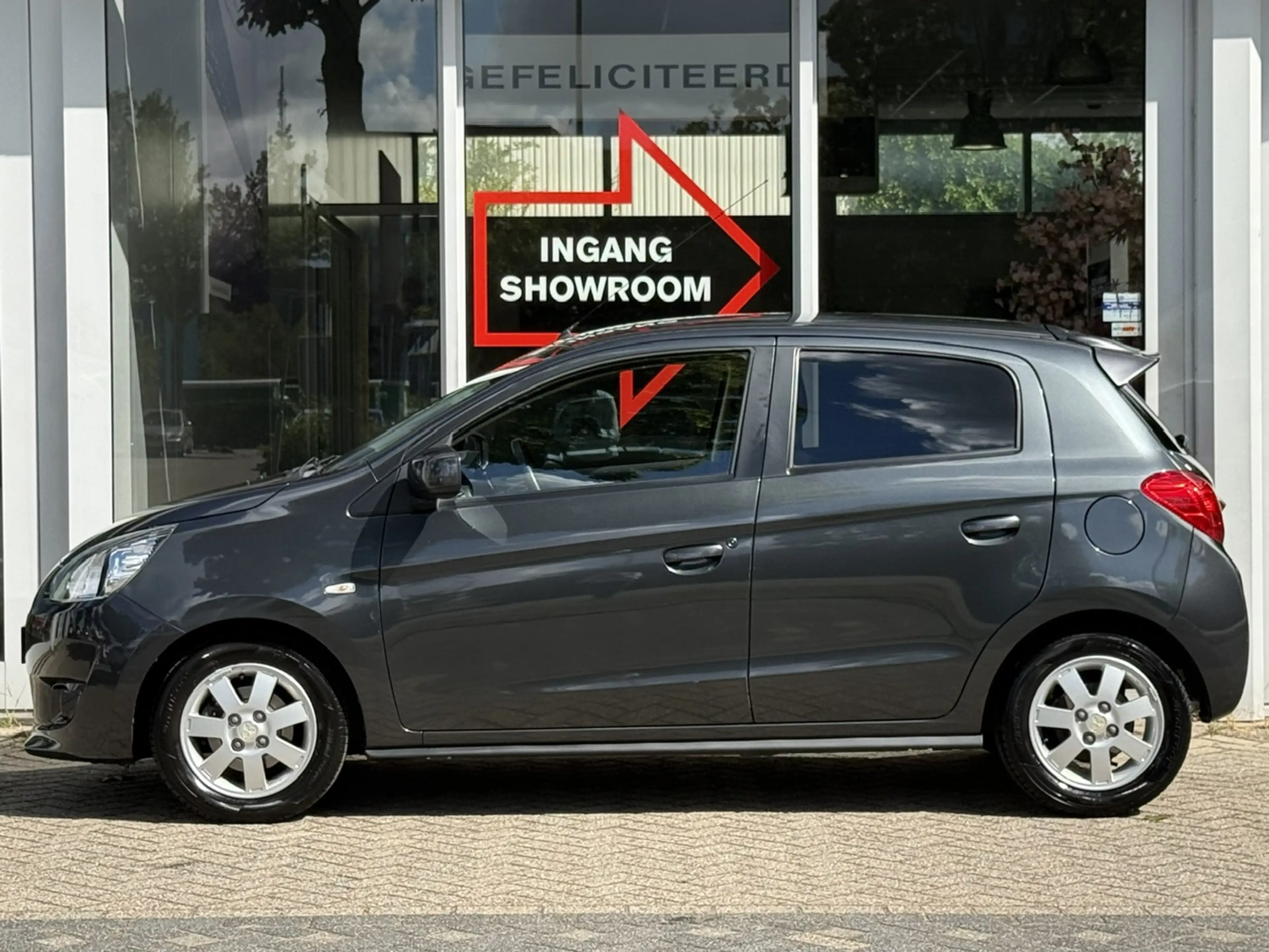 Mitsubishi Space Star 1.2 Instyle CVT | Automaat | Camera | Navi | Airco — photo 2
