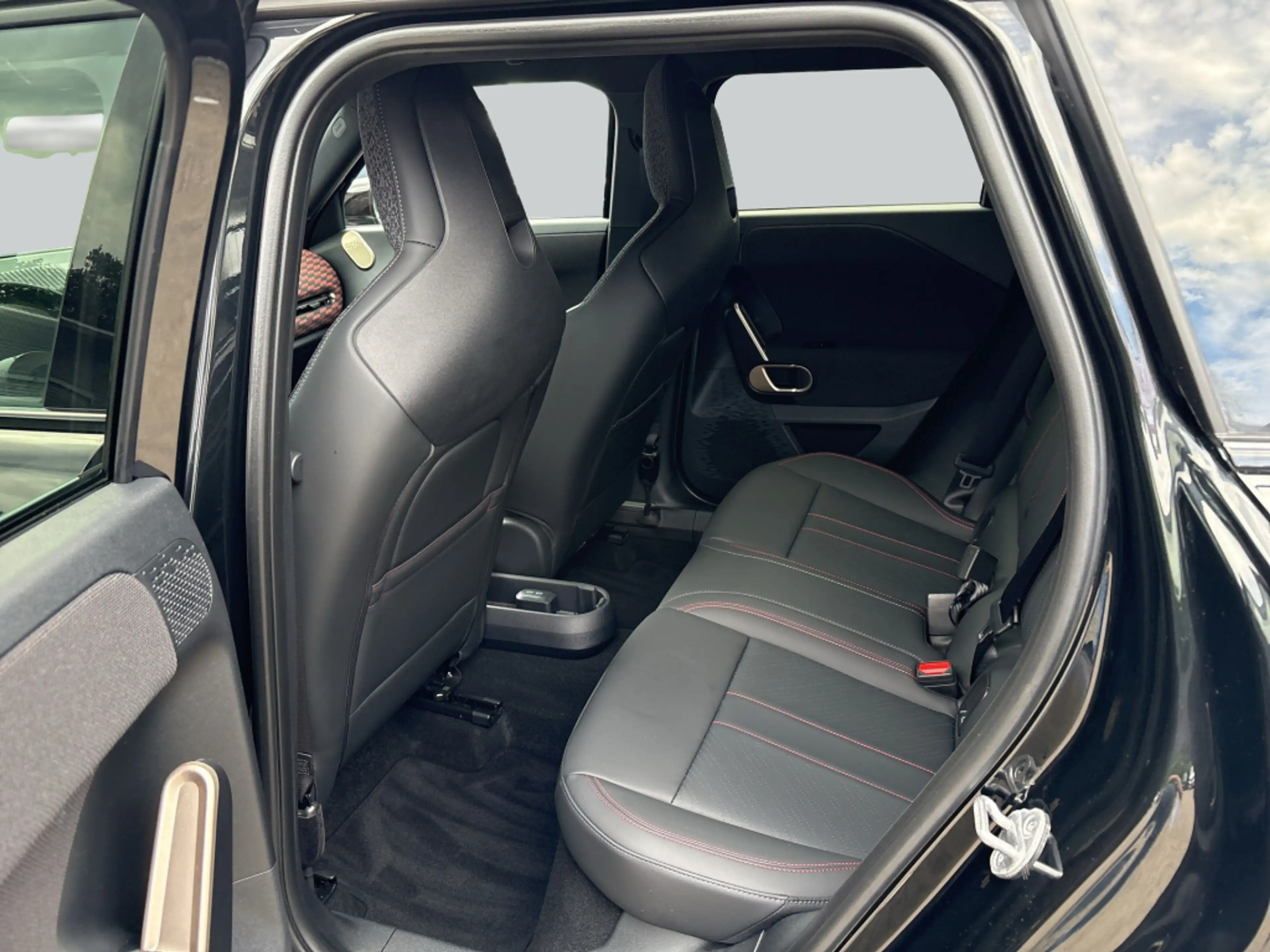 MINI Aceman Aceman SE John Cooper Works Trim — photo 12