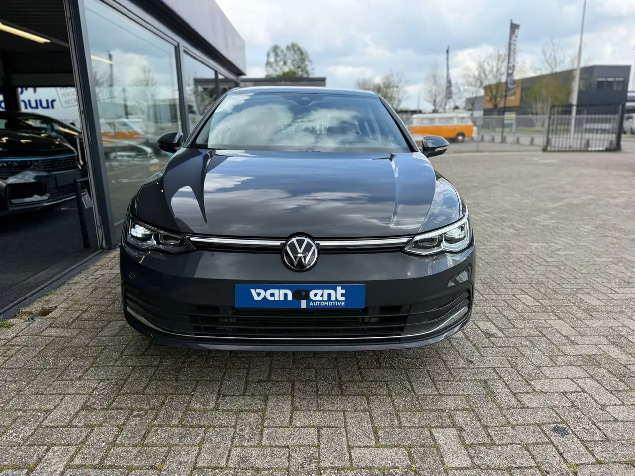 Volkswagen Golf 1.4 eHybrid Style Volkswagen Golf 1.4 eHybrid Styl 2