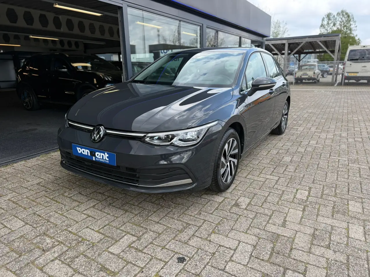 Volkswagen Golf 1.4 eHybrid Style Volkswagen Golf 1.4 eHybrid Styl 3