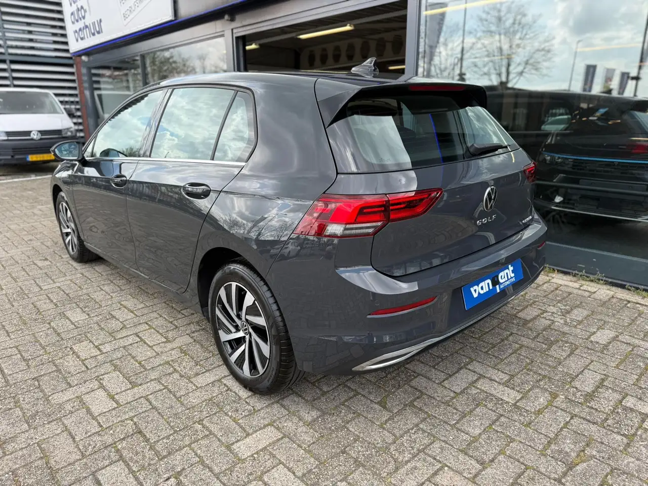 Volkswagen Golf 1.4 eHybrid Style Volkswagen Golf 1.4 eHybrid Styl 5