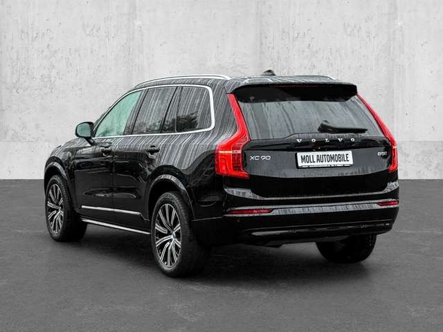 Volvo XC90 Core AWD B5 Benzin Mild-Hybrid EU6d 7-Sitzer Stand