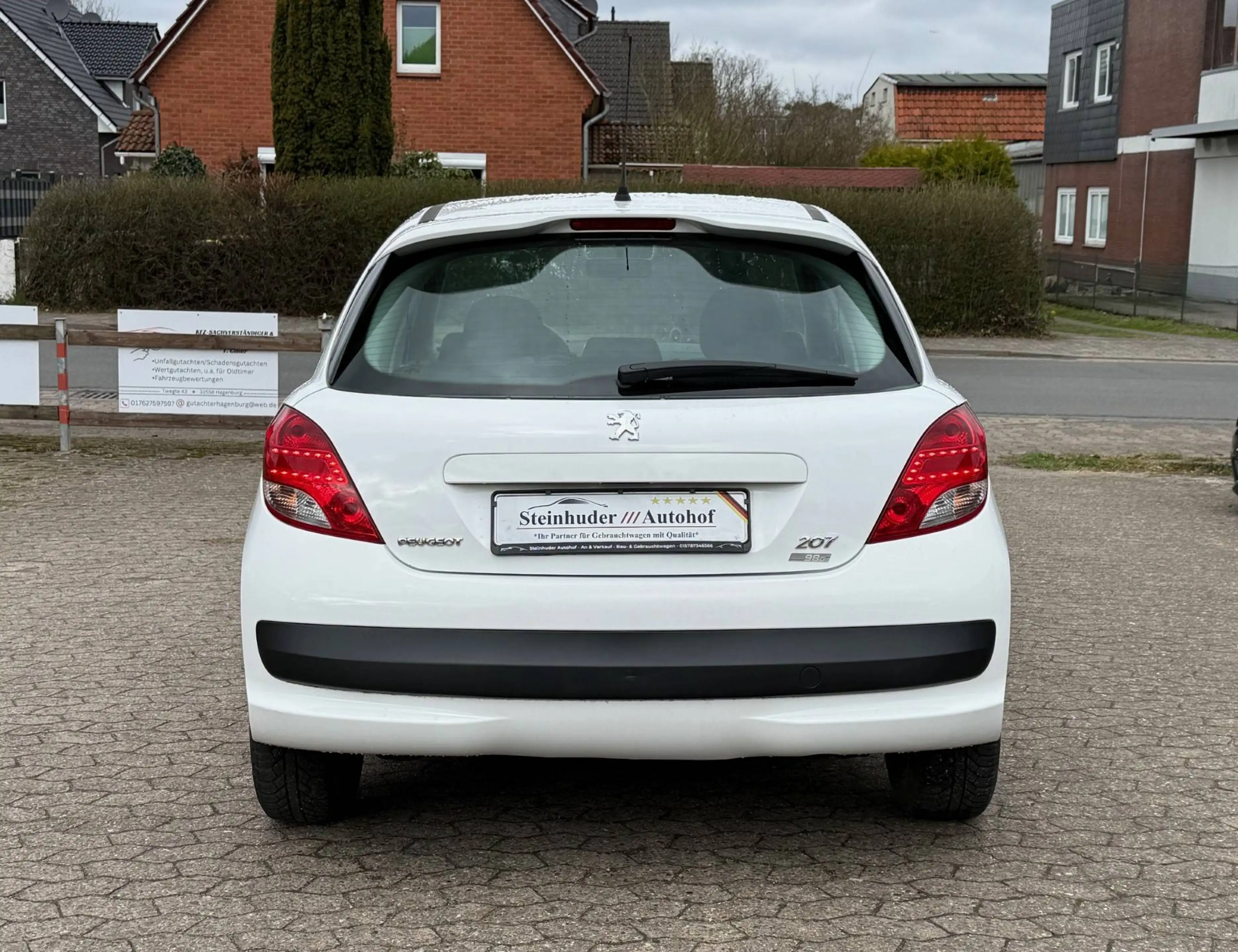Peugeot 207 98G — photo 7