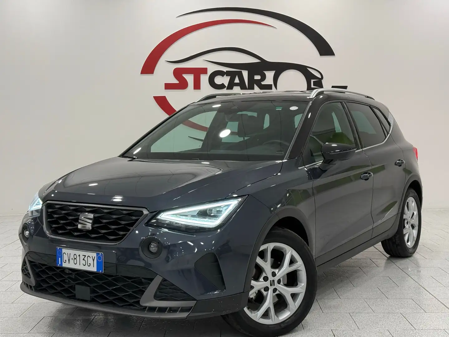 SEAT Arona Arona 1.0 ecotsi FR 95cv Grau - 1