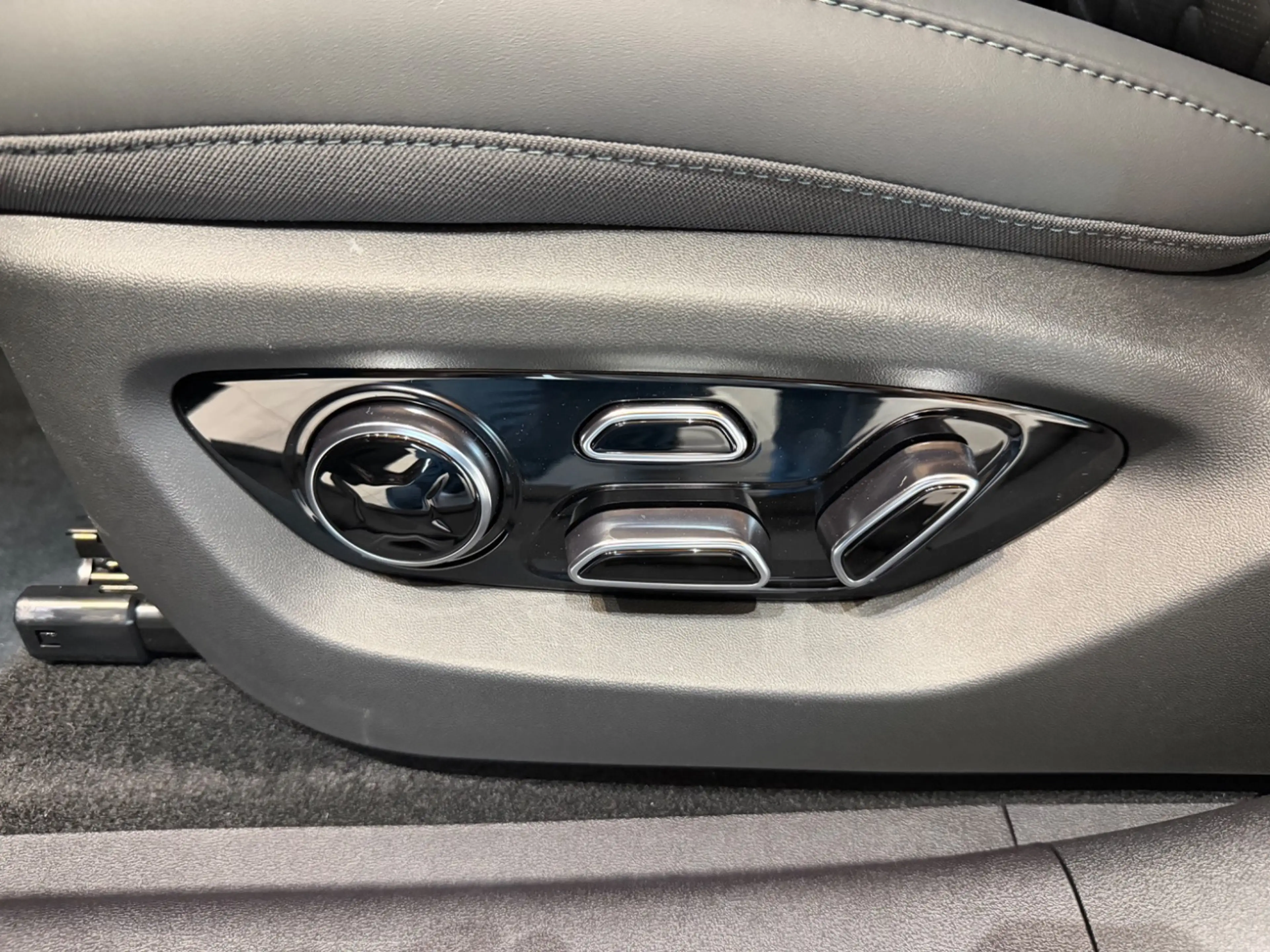 BYD Sealion 7 Comfort LED 360° ACC Navi Pano Dynaudio — photo 14
