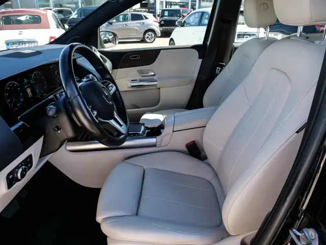 Mercedes-Benz B Class view 6