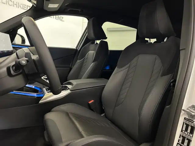 BMW X3 view 14