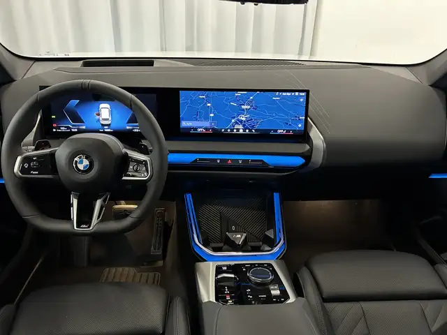 BMW X3 view 10