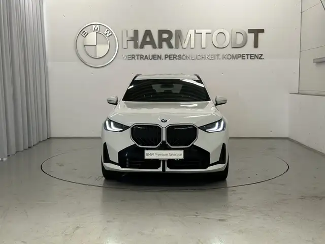 BMW X3 view 7