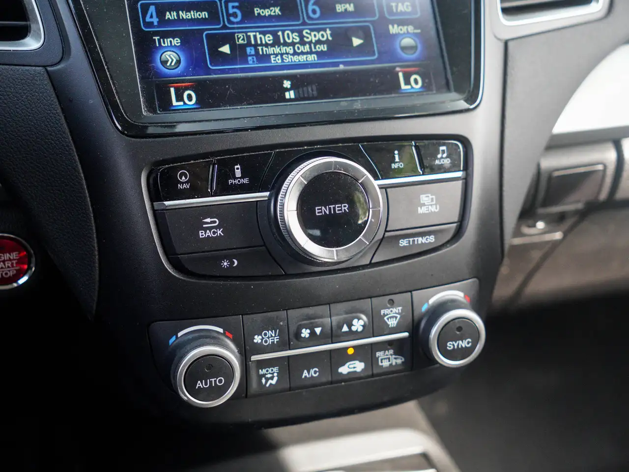 Acura RDX снимка Acura RDX