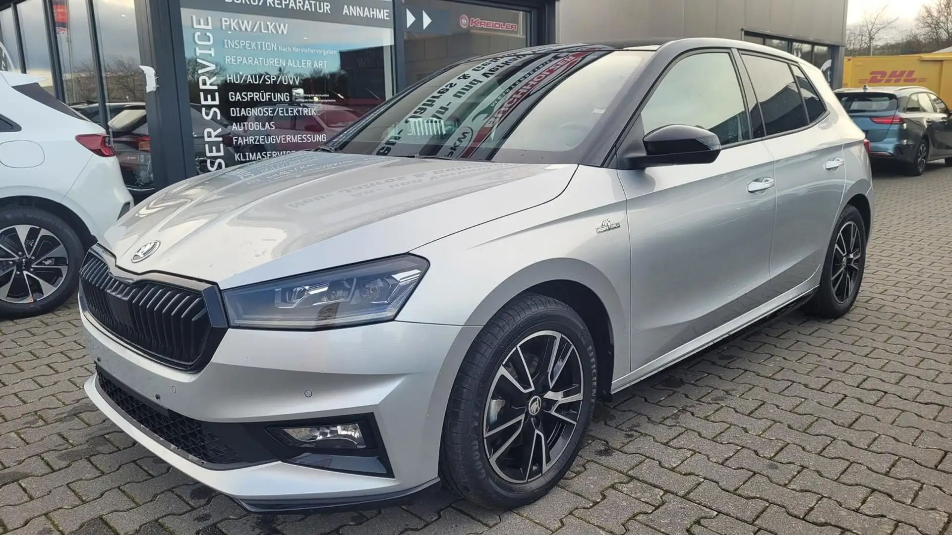 Skoda Fabia Monte Carlo*5JGar*LED*PDach*Shzg*PDC*Cam* Zwart - 1