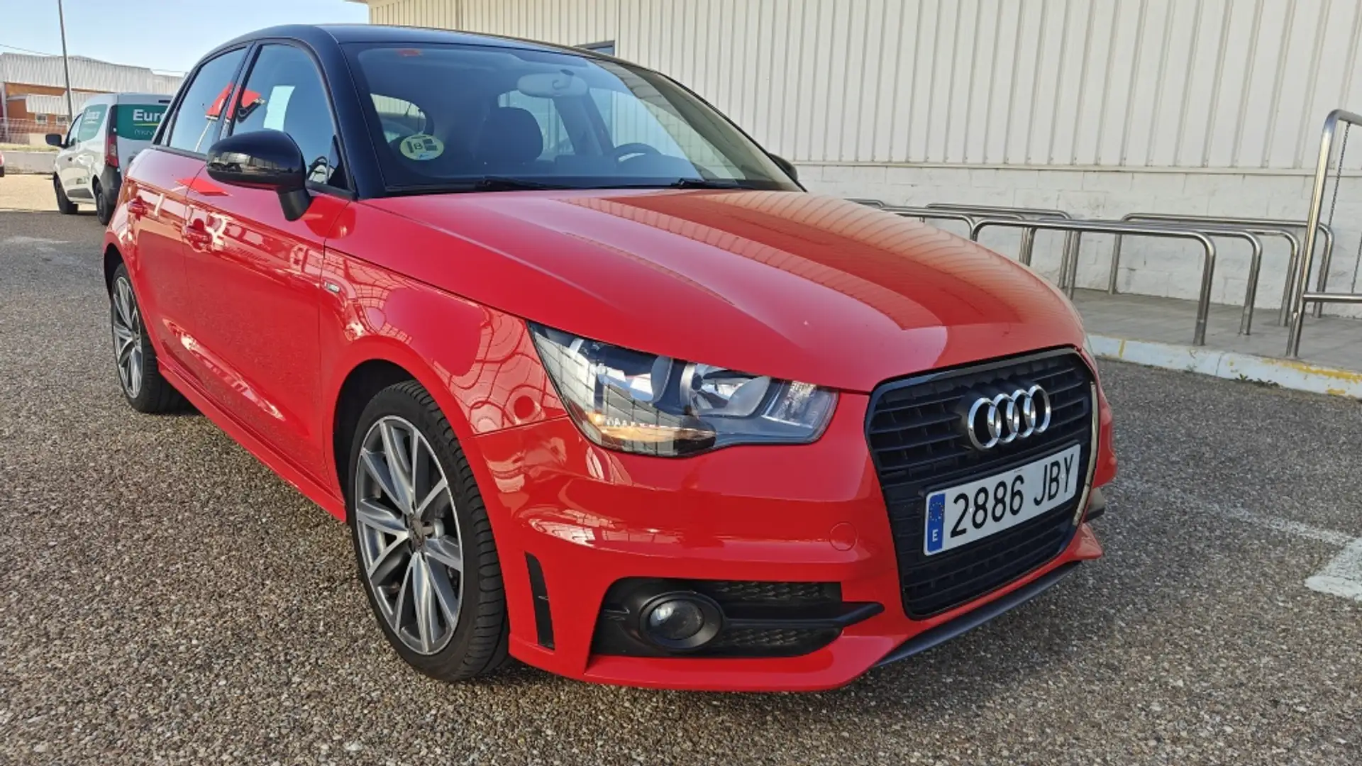 Audi A1 Sportback 1.6TDI Adrenalin2 Rojo - 1