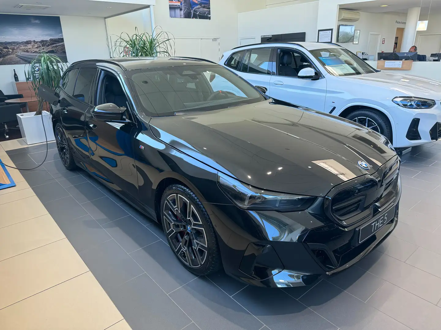 BMW i5 TOURING 83.9 kW M60 xDrive Noir - 2