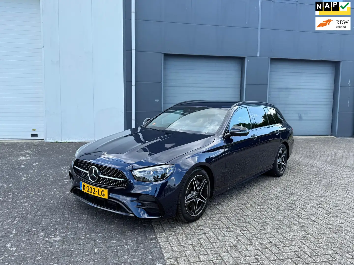 Mercedes-Benz E 200 Estate AMG 2021 Bleu - 1