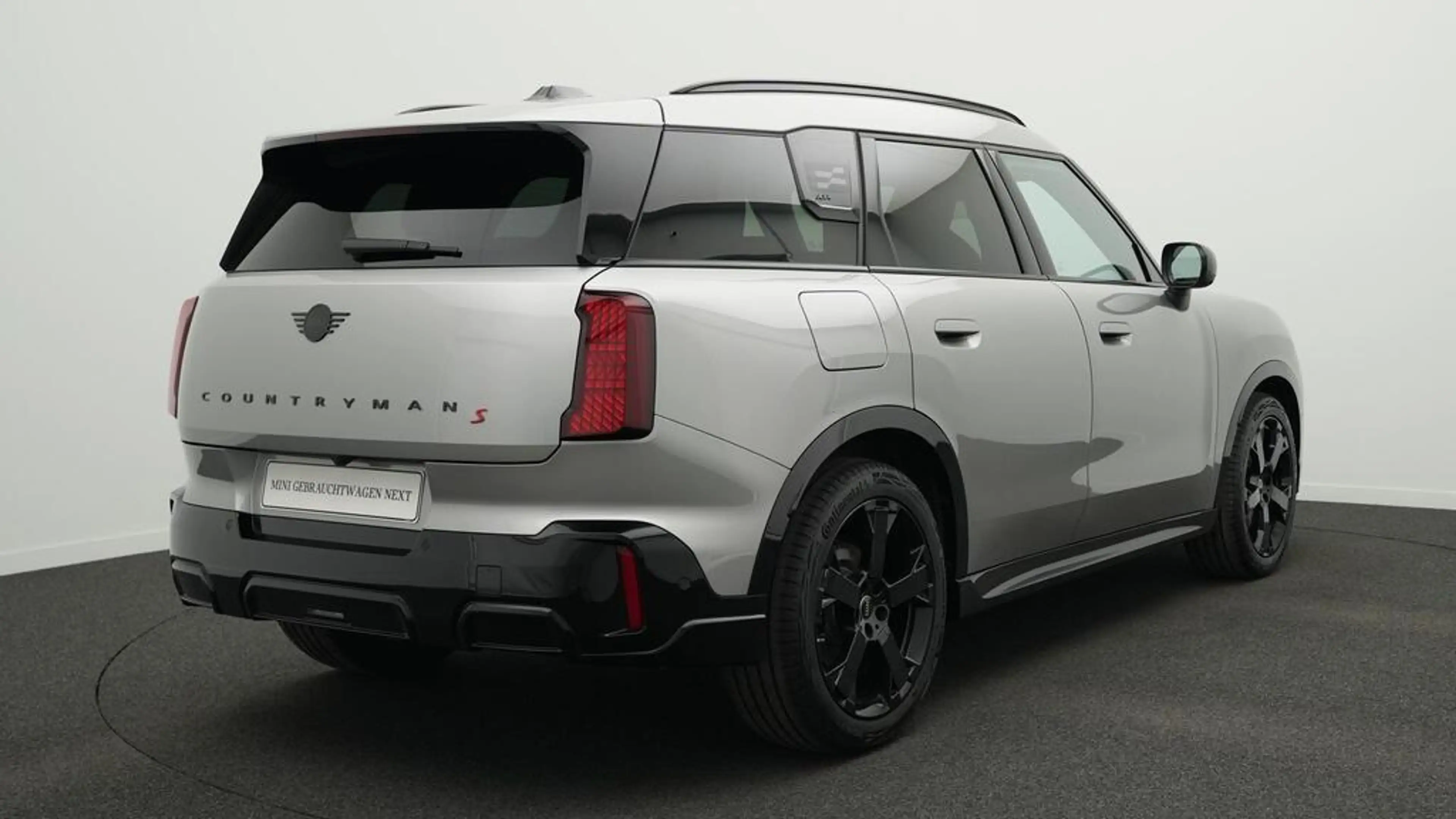 MINI Countryman S All4 John Cooper Works Trim — photo 4