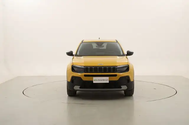Jeep Avenger view 8
