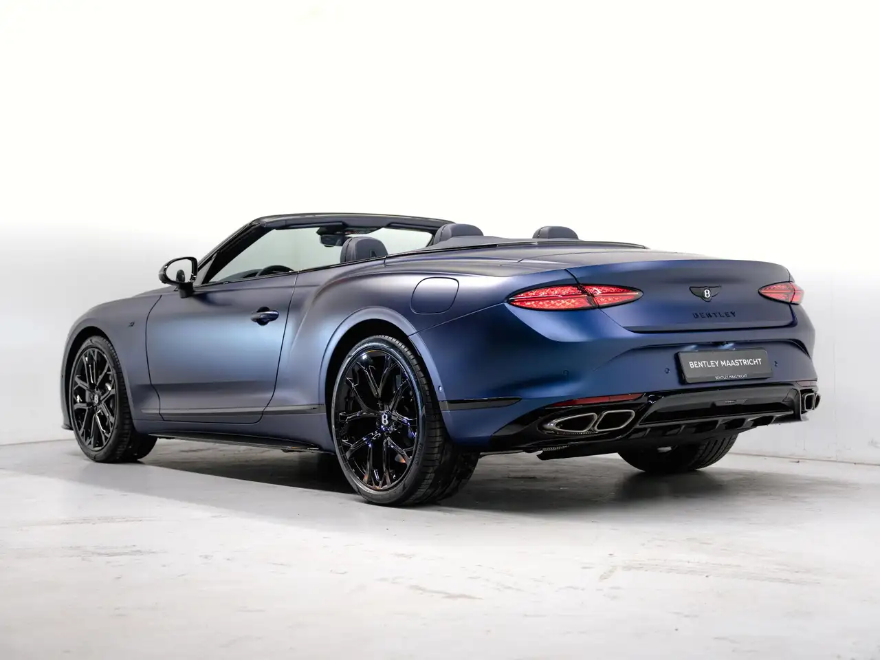 Bentley Continental GTC 2026