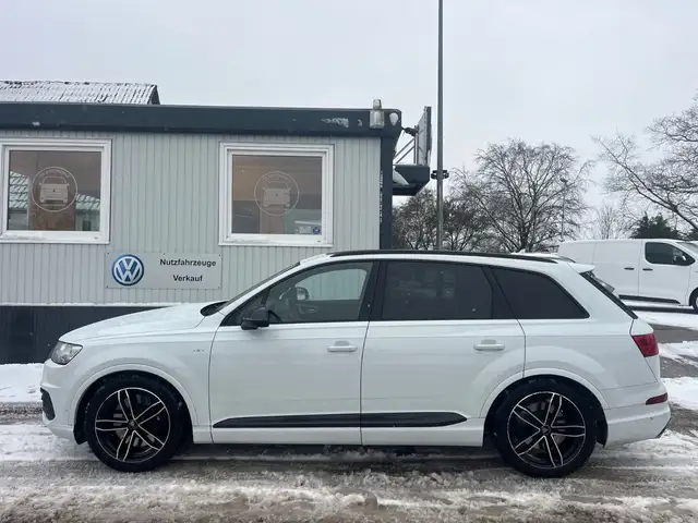 Audi SQ7 4.0 TDI quattro AHK/Panorama/7Sitzer/Matrix