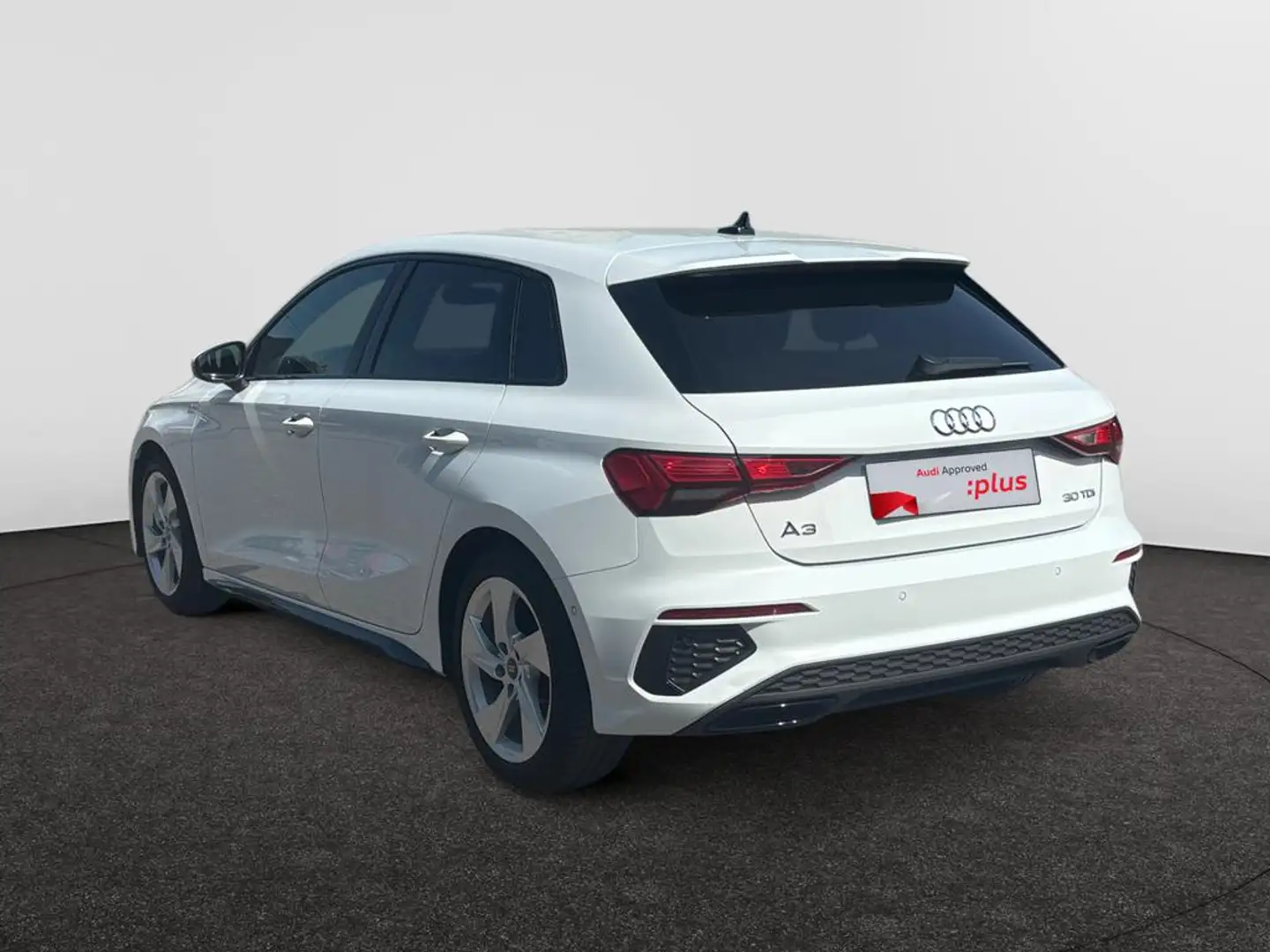 Audi A3 Sportback Audi A3 Sportback Business Edition S line 30 TDI 85(116) kW(ch) S tronic Weiß - 2