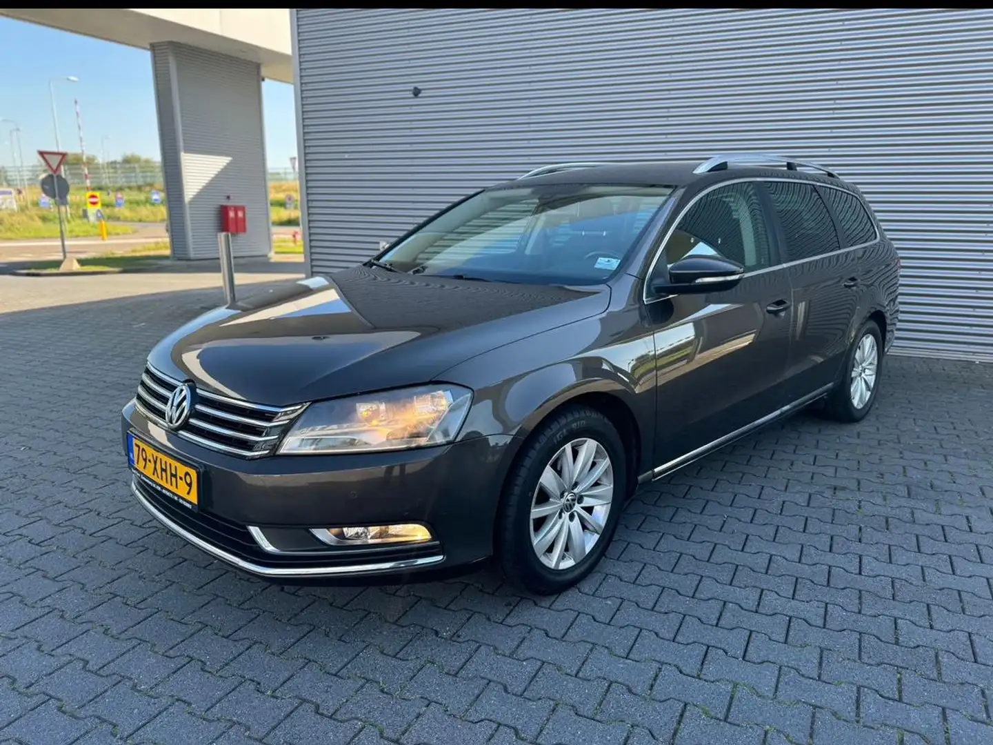 Volkswagen Passat Passat 1.4 TSI Comf Exec L. Bruin - 2