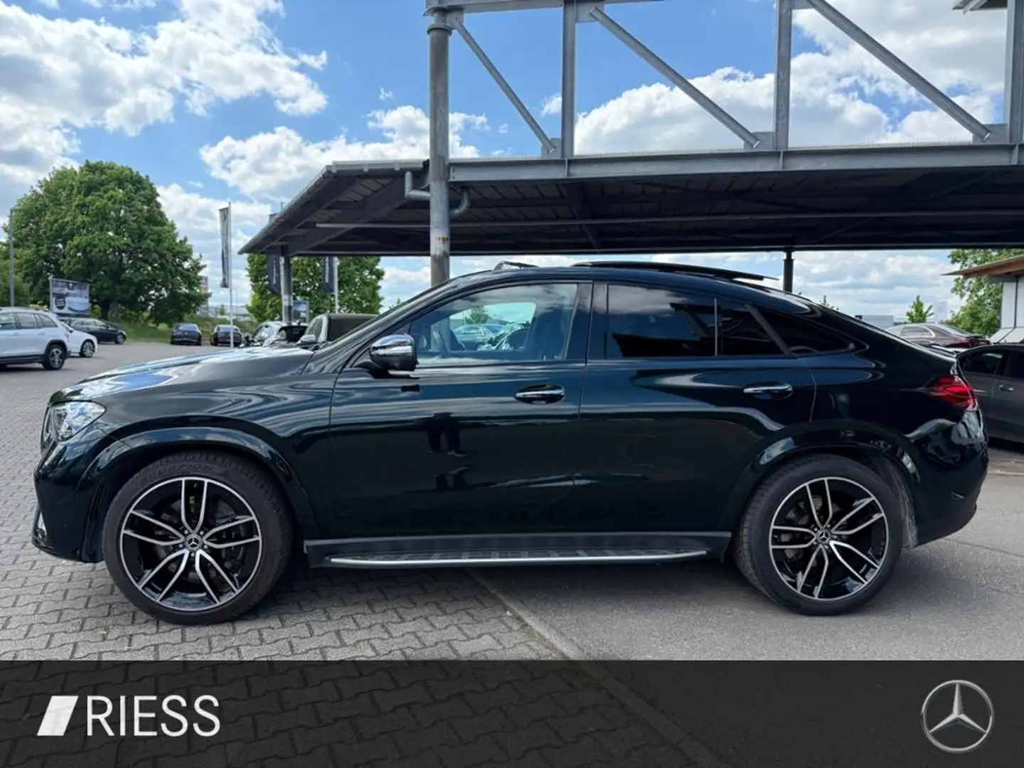 Mercedes-Benz GLE 450 d 4M Cp AMG Sport Night Distr AHK Pano HUD 22" Groen - 2