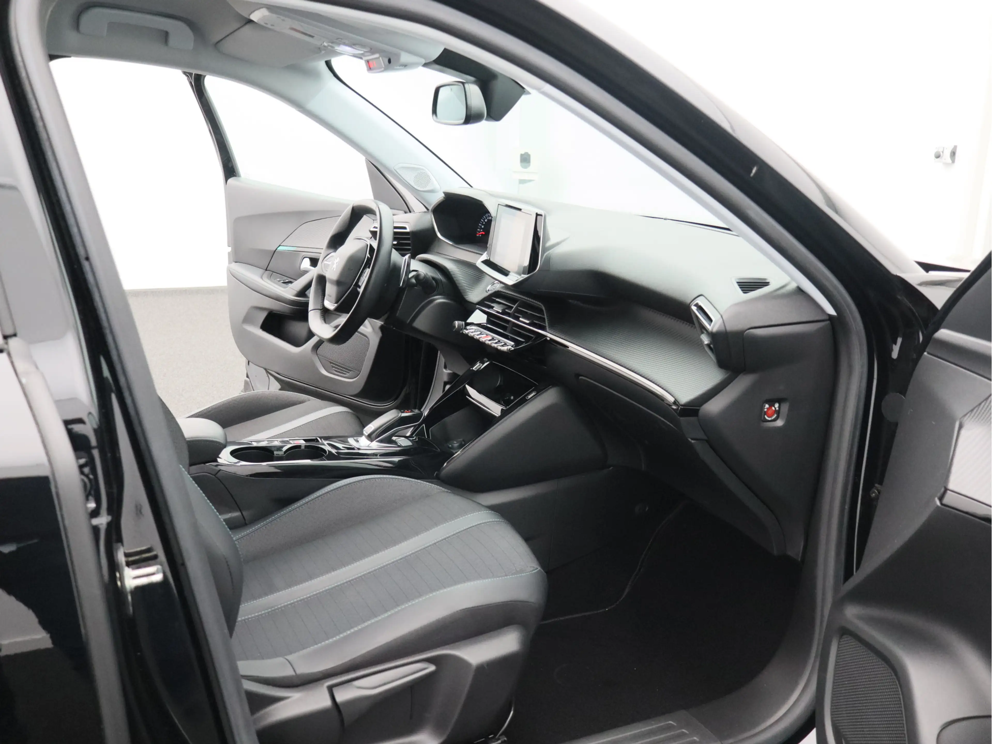Peugeot 2008 1.2 PureTech Allure Pack/ automaat/ zeer mooi! — photo 19