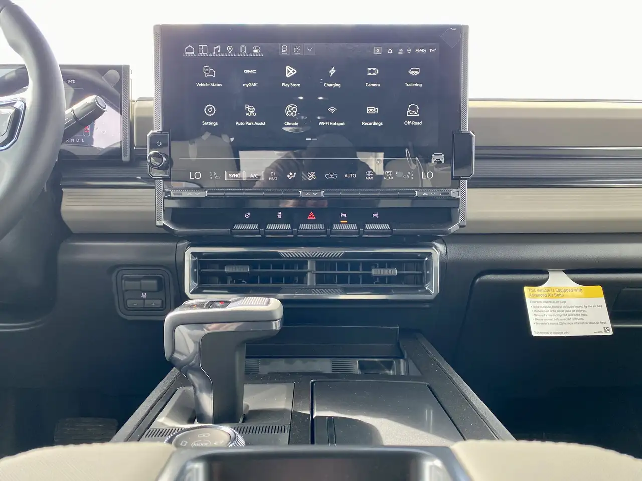 GMC HUMMER EV SUV снимка GMC HUMMER EV SUV
