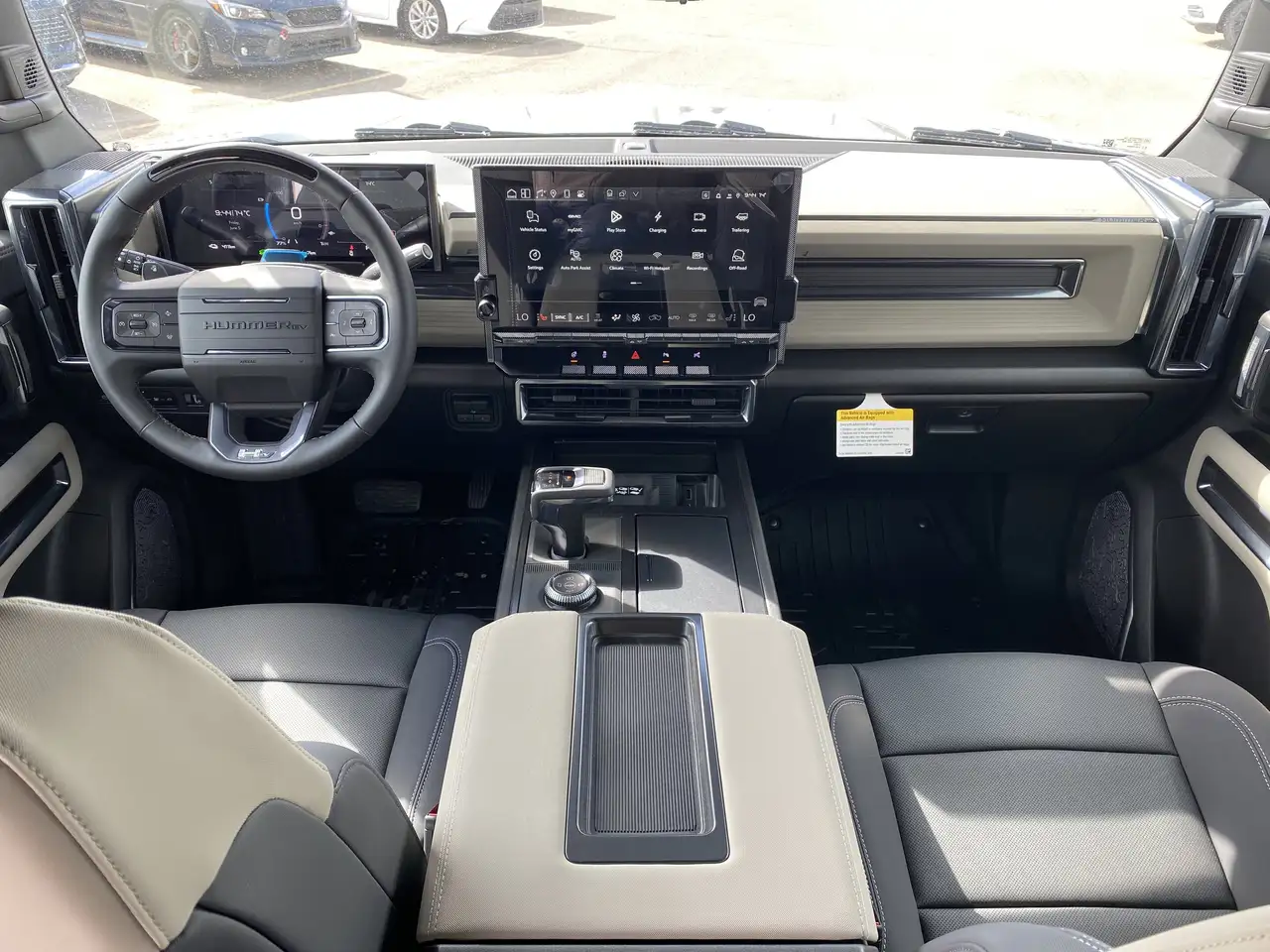 GMC HUMMER EV SUV снимка GMC HUMMER EV SUV