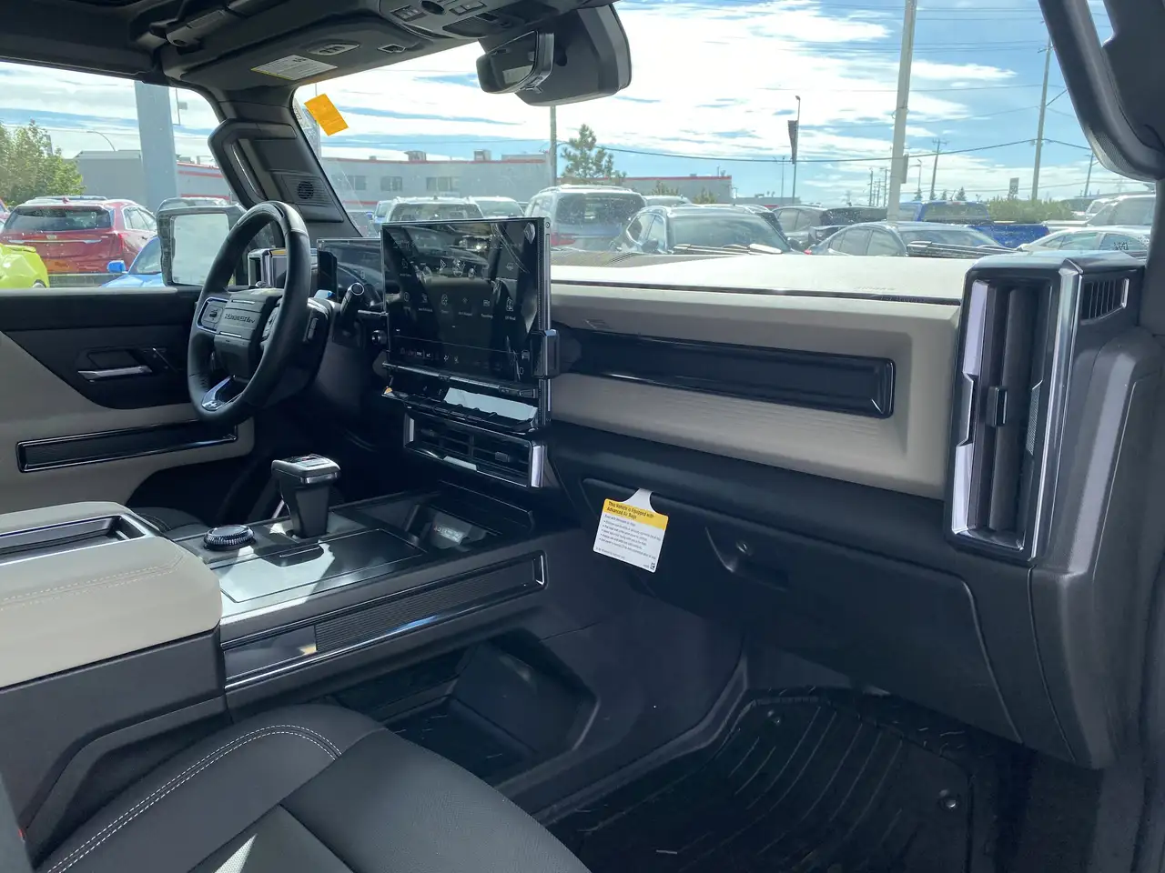 GMC HUMMER EV SUV снимка GMC HUMMER EV SUV