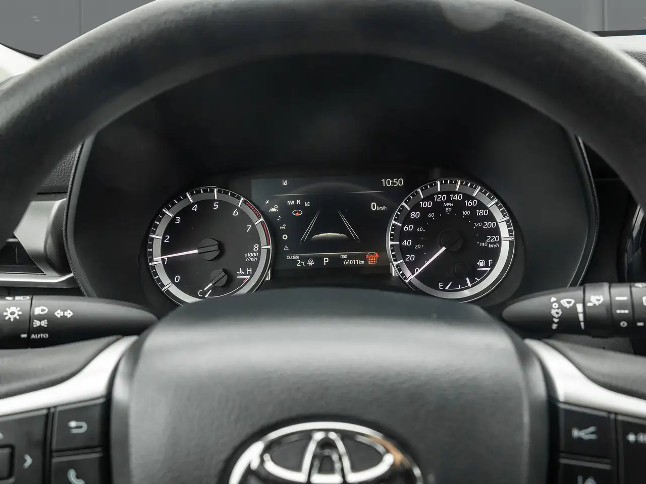 Toyota Highlander снимка Toyota Highlander